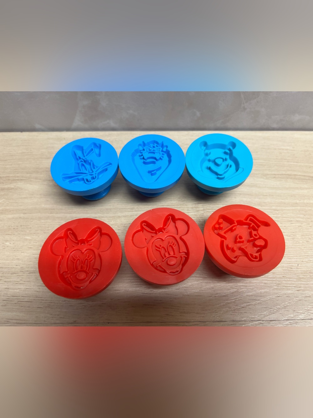 ๐ช Vintage Disney & Looney Tunes Cookie Stamps โ Set of 6